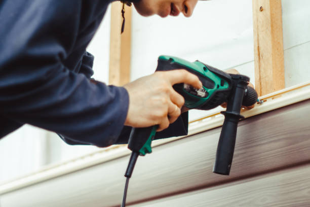 Best Siding Removal and Disposal  in Gibraltar, MI